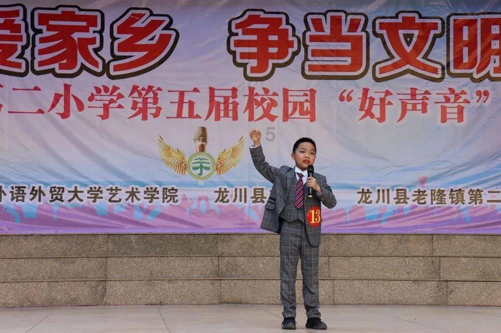 探索描写海上明月景色的诗句是什么?——描写海上明月景色的诗句是什么?红迪网,分享你的想法和见解